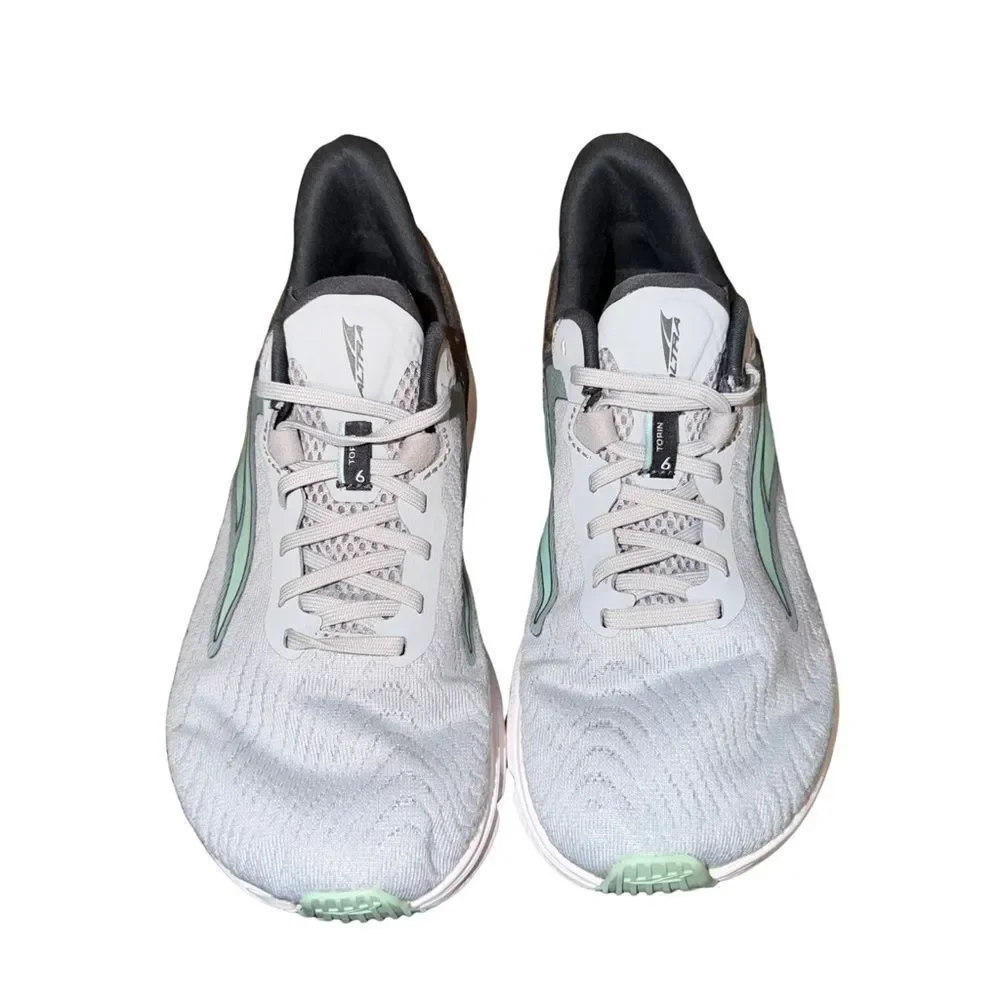 Altra comfortable women